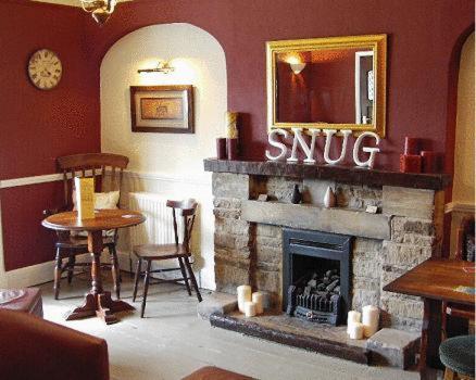 Willoughby Arms 호텔 Little Bytham 외부 사진